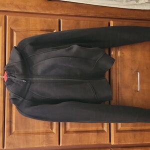 Lulemon Black Scuba Cropped Hoodie